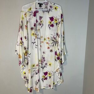 Torrid Floral Kimono White Purple Yellow Open Front Plus Size 1/2 Size 14-18